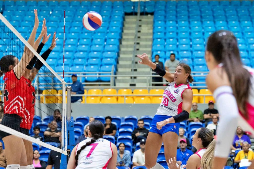 The Leonas Roar in Manatí and Complicate Atenienses in Section B of the LVSF Quarterfinals