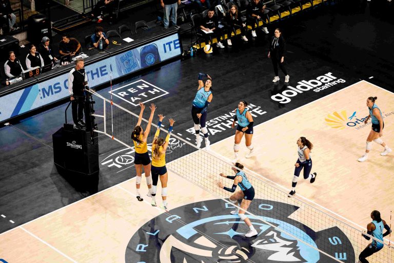 Valkyries Sweep San Diego Mojo, Improve to 9–9