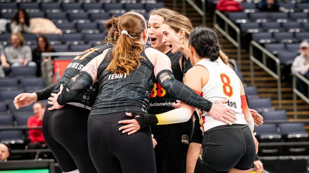 Columbus reverse sweeps Grand Rapids