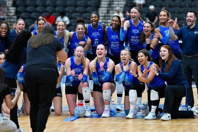 Dallas Pulse Sweep Omaha Supernovas to Clinch First Playoff Berth in Franchise History