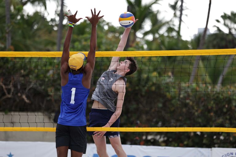 Four Men’s Pairs Undefeated on First Day of U18 Qualifier Competition