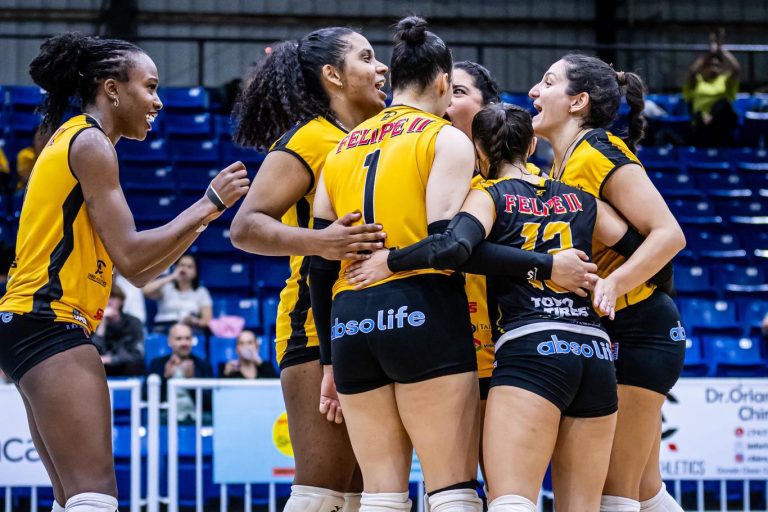 Pinkin Close Quarterfinal with Victory and End the Postseason