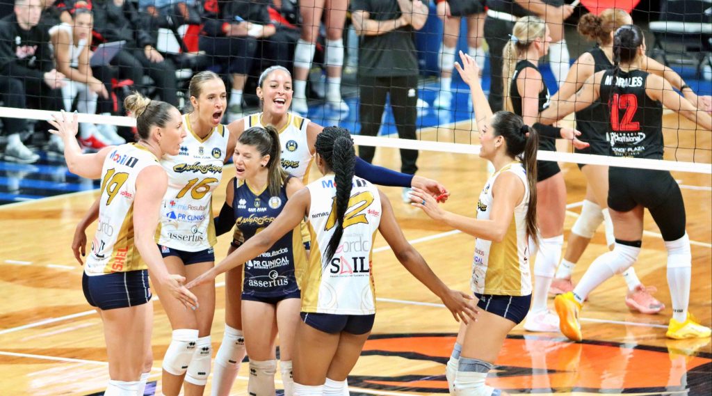 Santurce strikes first: Cangrejeras dominate Ponce in the opening of the 2026 LVSF Finals Series