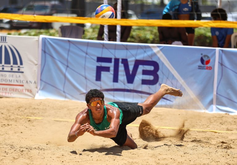 Five Men’s Duos Open Undefeated at Güibia Tour