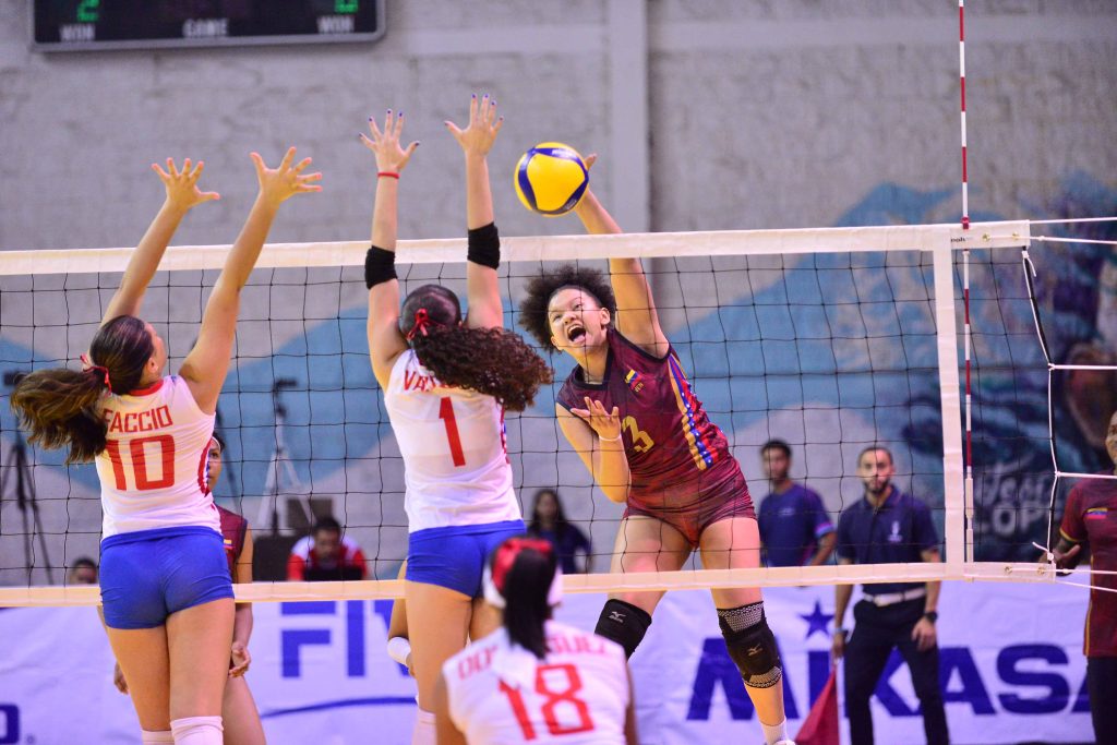 Venezuela advances to semifinals and will face Peru