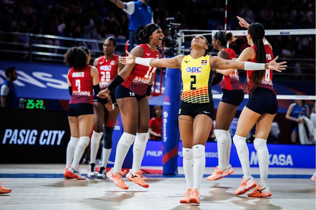 Shocker! Dominican Republic Stuns Unbeaten Japan, USA Upsets Italy; Canada Falls
