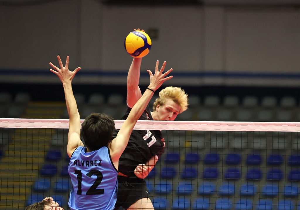 Canada Tops Pool B and Advances Directly to Semifinals