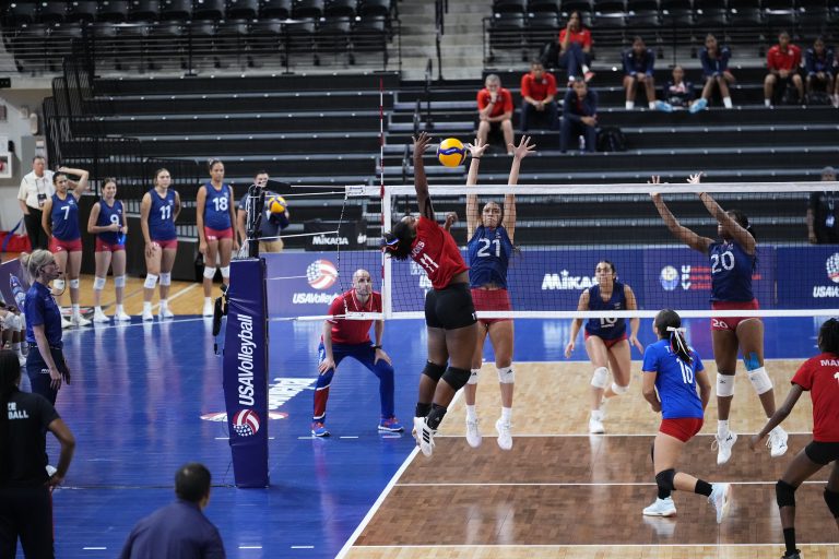 Costa Rica Improves to 2-0 with Comeback Win over Belize