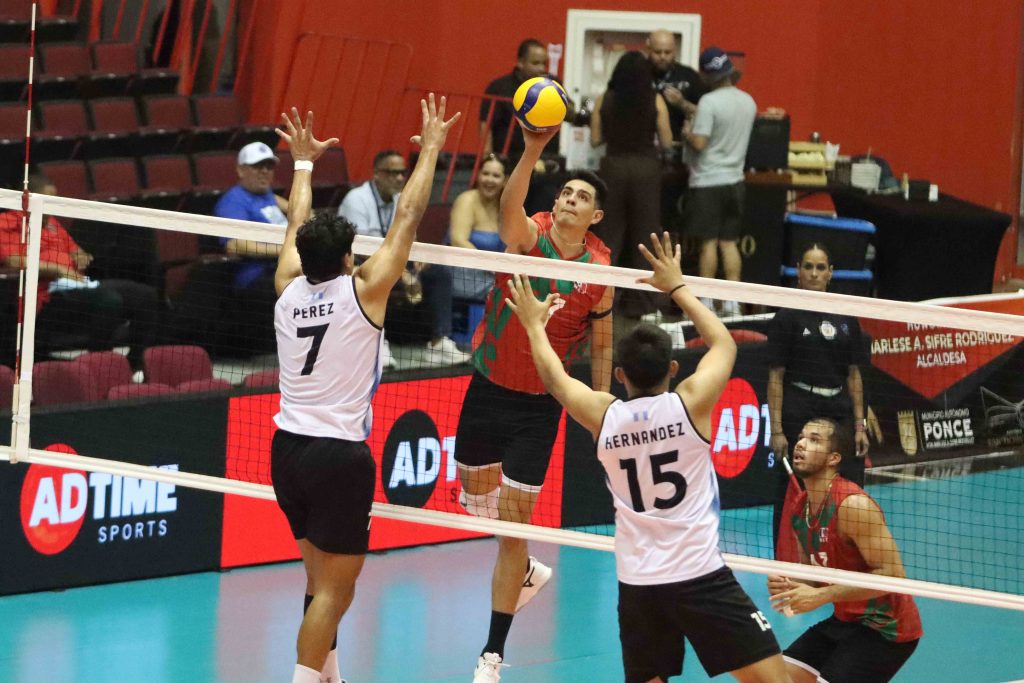 Mexico Bounces Back to Defeat Guatemala in Four Sets